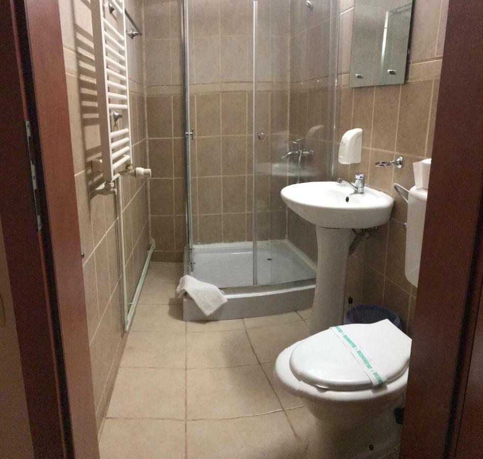 Hotel Cosmin 아라드 외부 사진